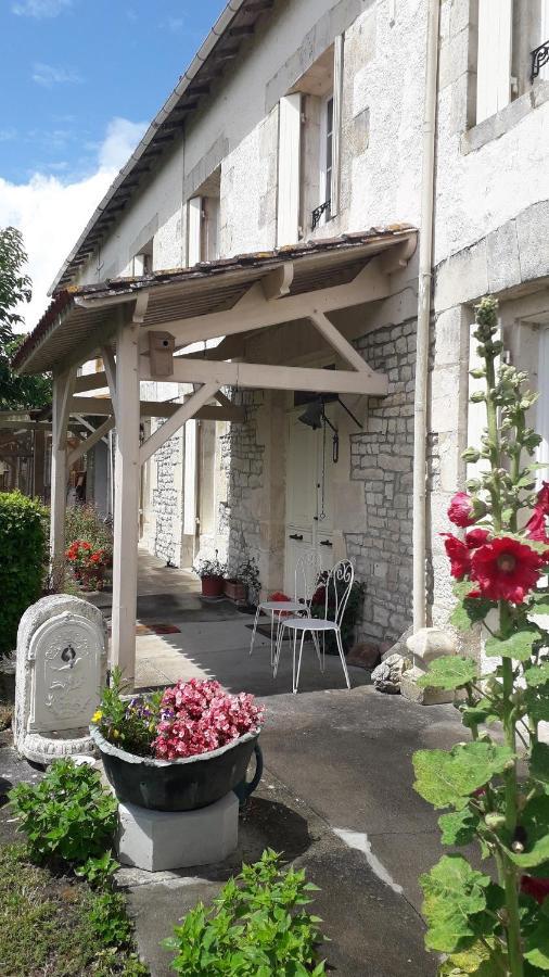 Domaine De Pelouaille - D'hotes Saint-Jean-d'Angely